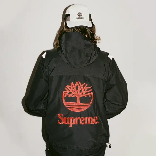 Supreme Week 12 x Timberland Reflective Taping Anorak Logo