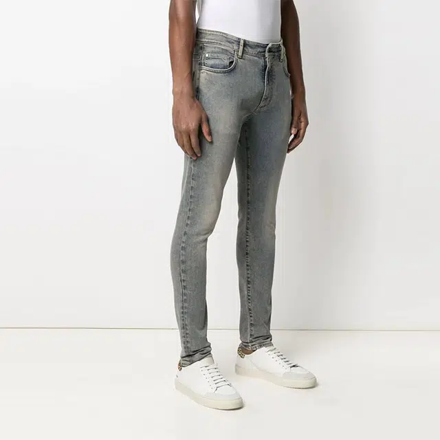 REPRESENT FW21 Logo