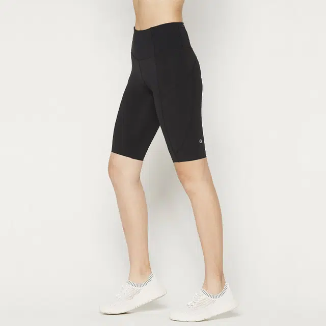 lululemonFast and Free Nulux Logo10"