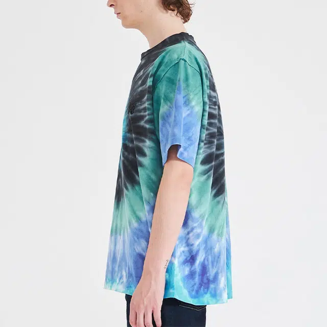 Needles T