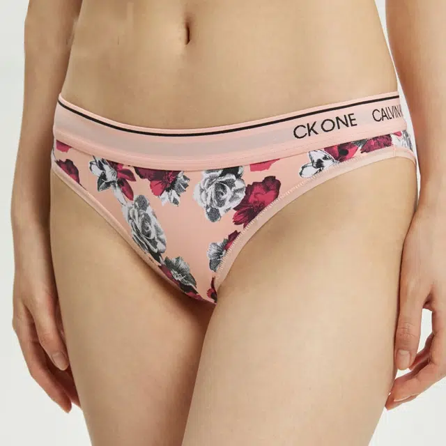 CKCalvin Klein SS22