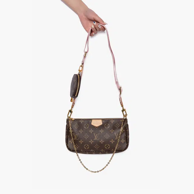 LOUIS VUITTON Multi Pochette Accessoires