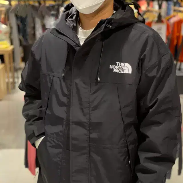 THE NORTH FACE