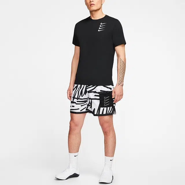 Nike T