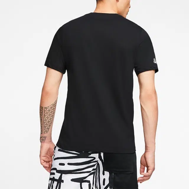 Nike T