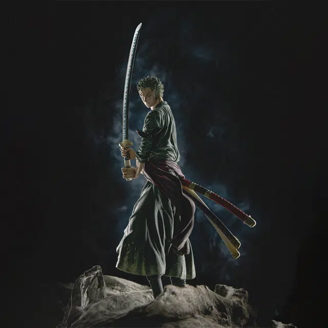 BANPRESTO a 20cm