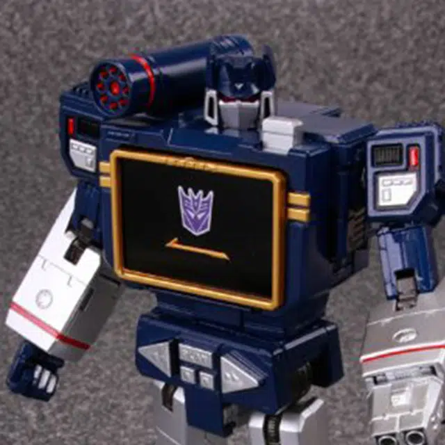 TAKARA TOMY Masterpiece MP-13