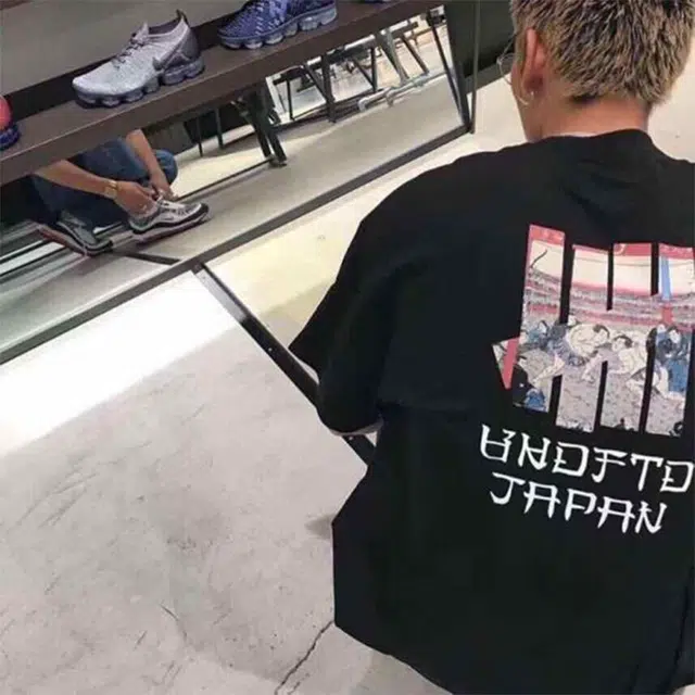 UNDEFEATED Ukiyoe Sumo SS Tee T