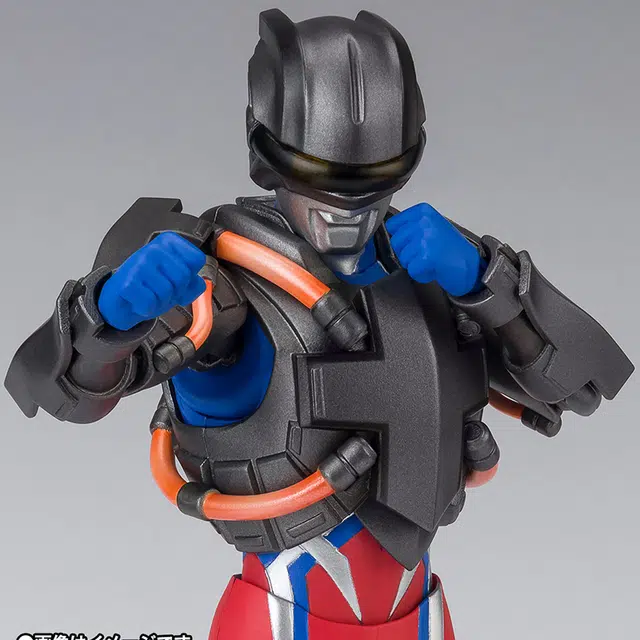 BANDAI s.h.figuarts 15cm