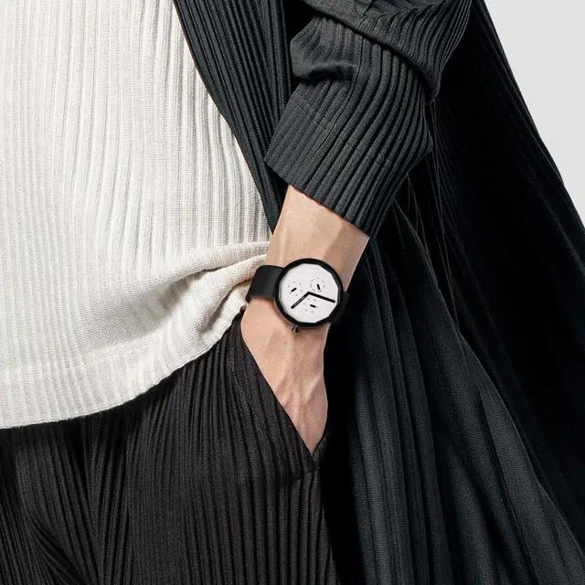 ISSEY MIYAKE TW 30 38mm SILAP008