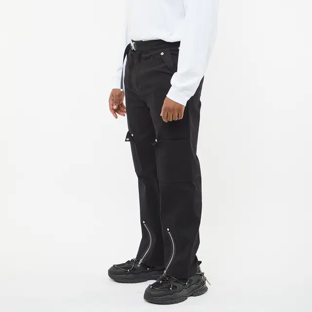 SS22