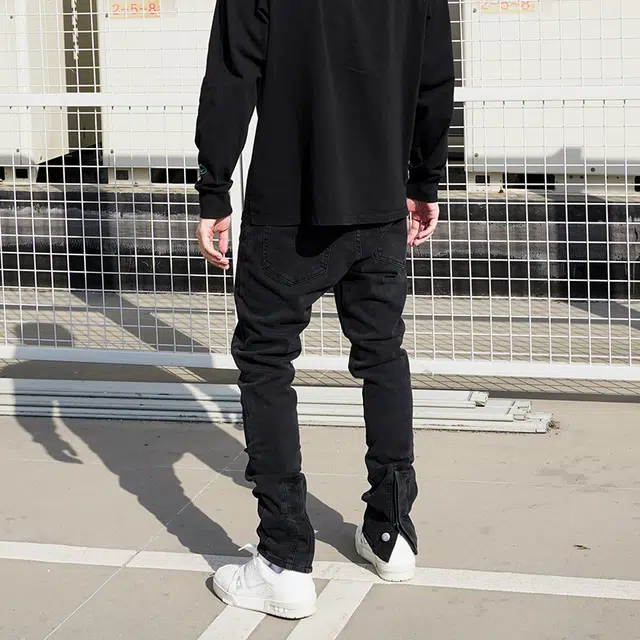 P.M.W FW21