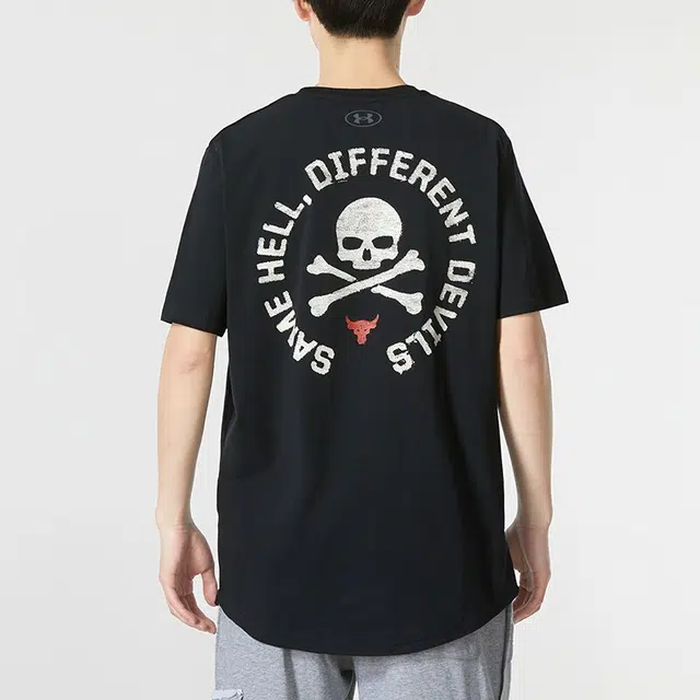 Under Armour T
