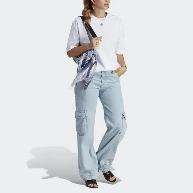 adidas originals Adicolor Essentials Tee LogoT