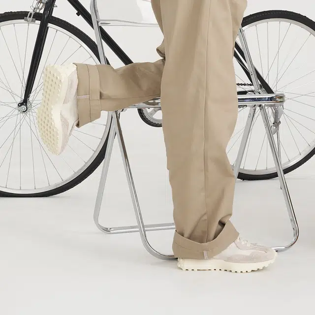 New Balance 327 Off White