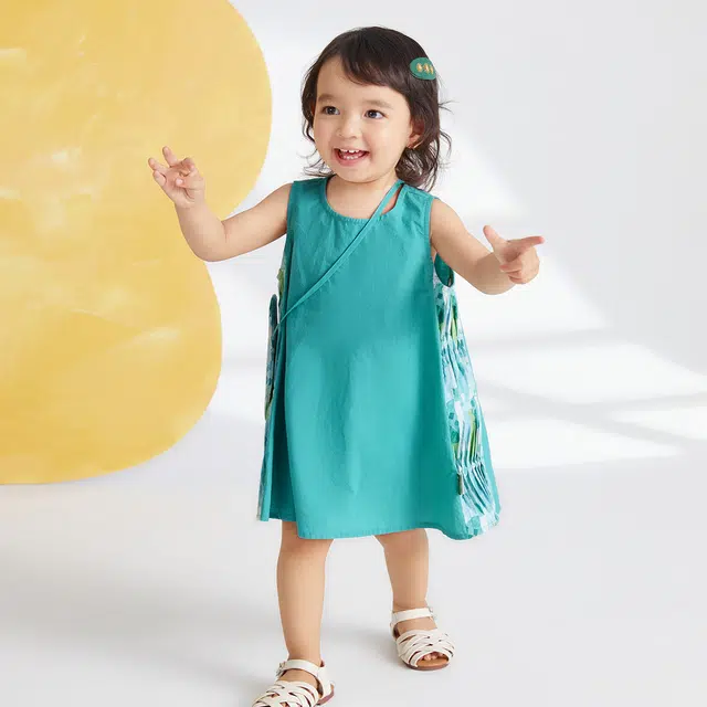 啊咪啦 兔子包包无袖撞色打褶轻薄透气婴幼儿连衣裙 儿童款