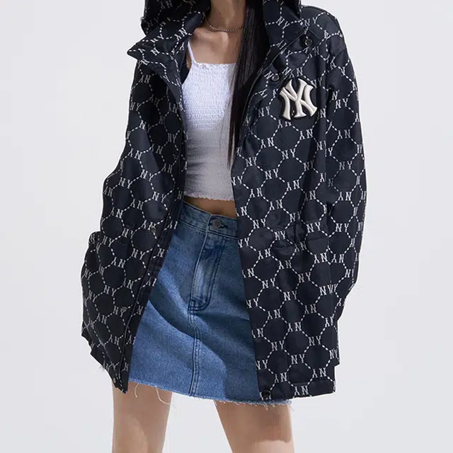 MLB