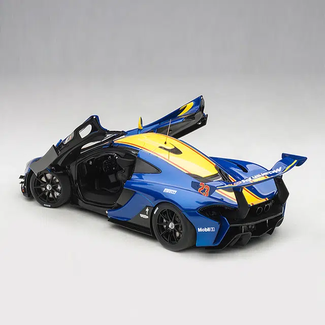AUTOart McLaren 118 P1 GTR