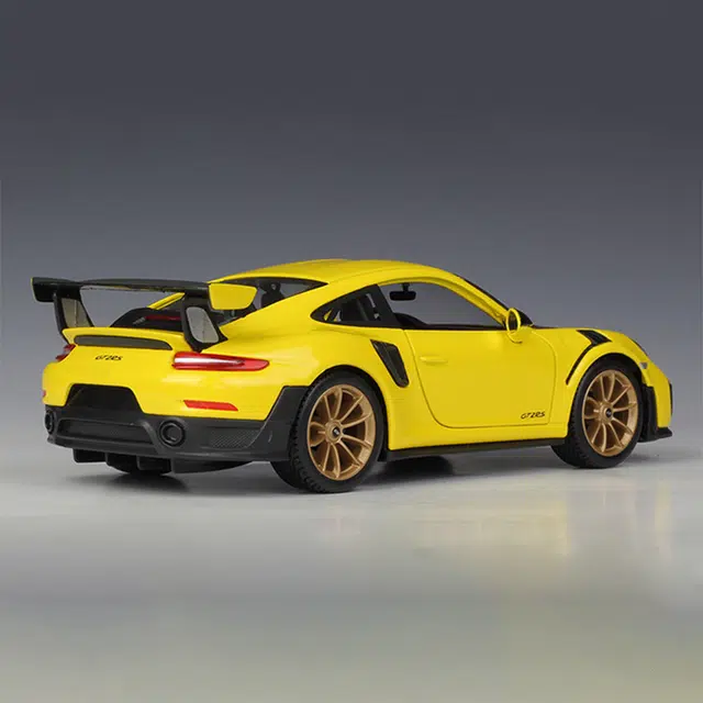 Maisto 124 PORSCHE Porsche 911 GT2 RS