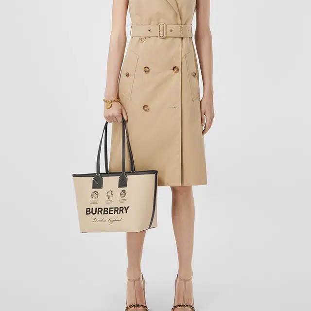 Burberry Tote