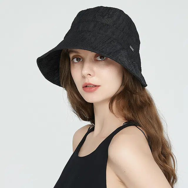 ELLE