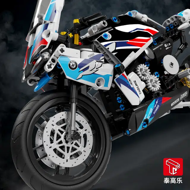 1000RR 589pcs T3042