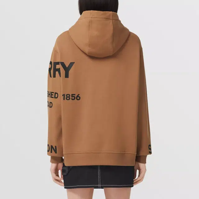 Burberry Horseferry