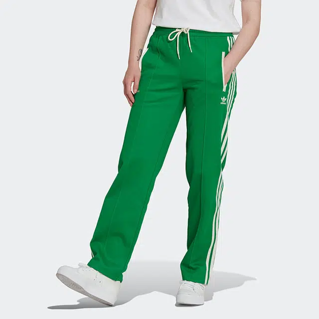 adidas originals x SportyRich Logo