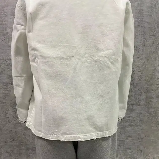 xVESSEL White Patchwork Robes