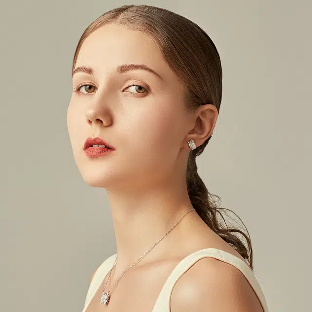 Daisy Fellowes AY S925
