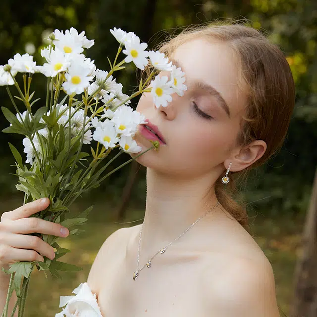 DAISY BEAUTY 925