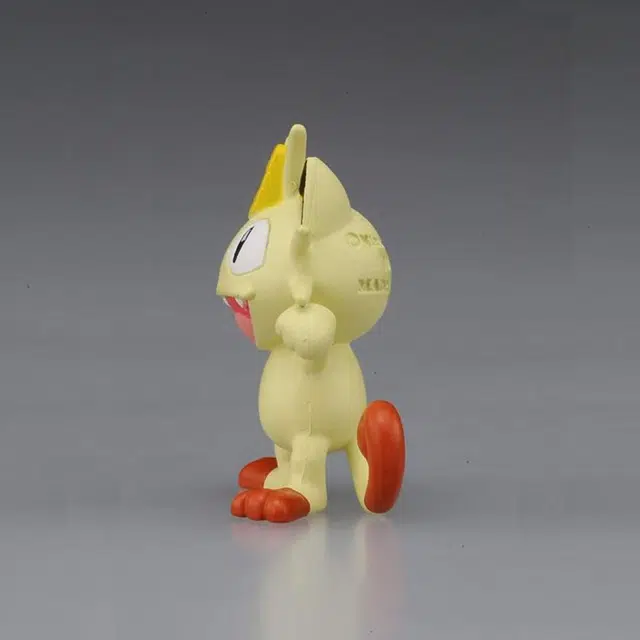 TAKARA TOMY