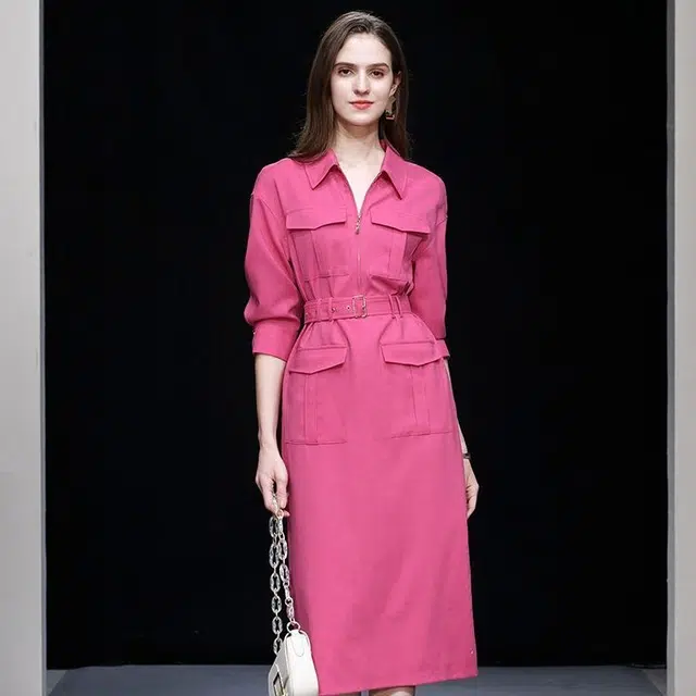 达菲时尚 复古收腰工装风长袖连衣裙 玫红