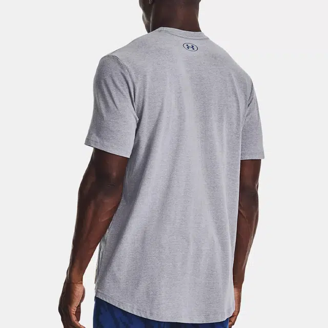 Under Armour T