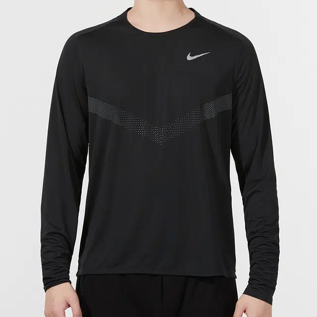 Nike T