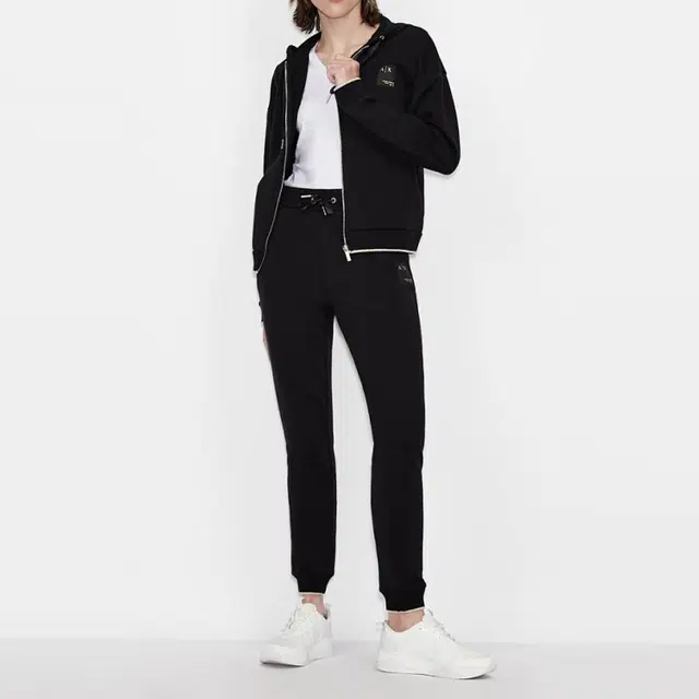 ARMANI EXCHANGE