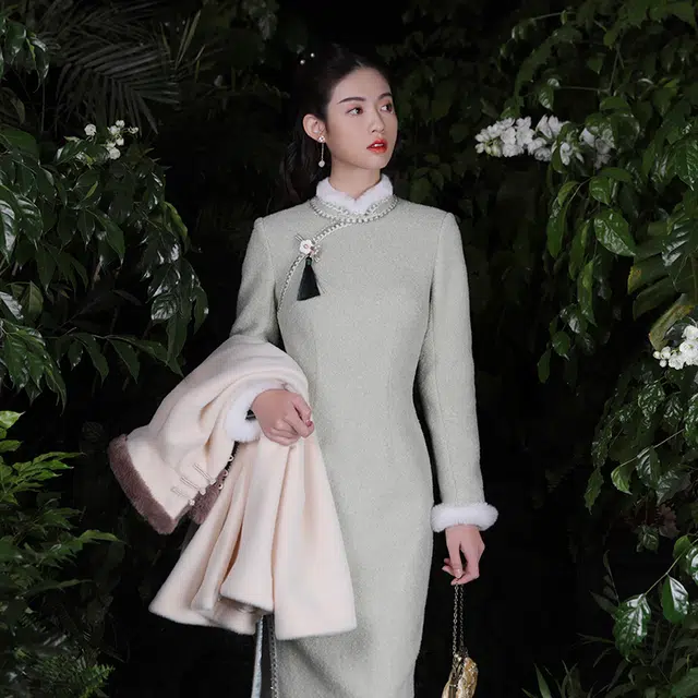 槿爷东方 皖青复古毛呢加厚旗袍 女款 奶绿色