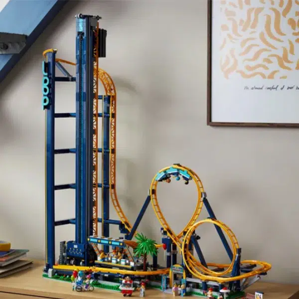 LEGO 10303