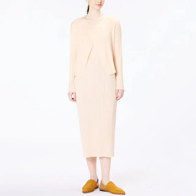 PLEATS PLEASE ISSEY MIYAKE SS23