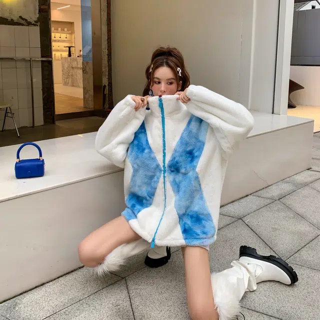 CLOUD SEASON