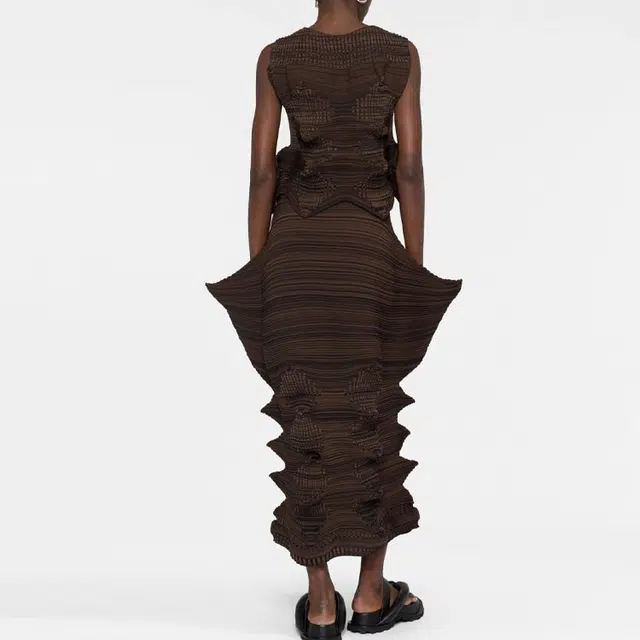 ISSEY MIYAKE SS23