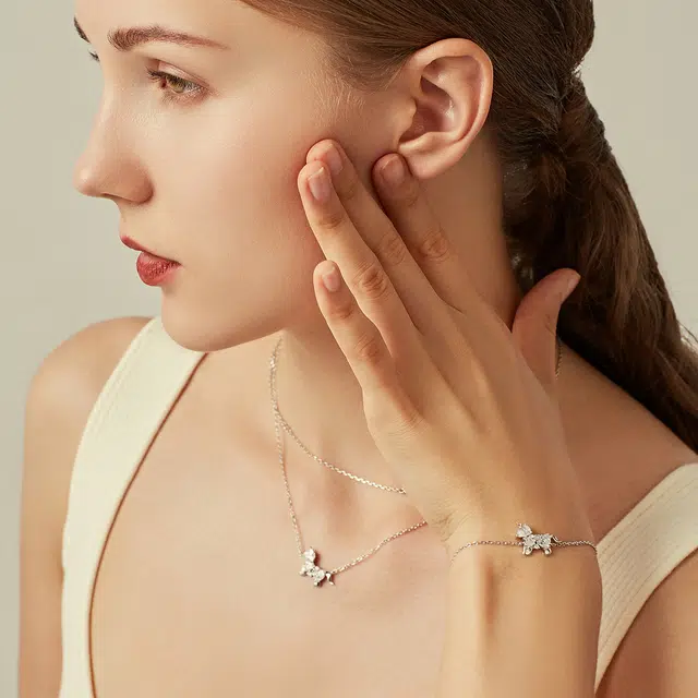 DaisyFellowes AY S925