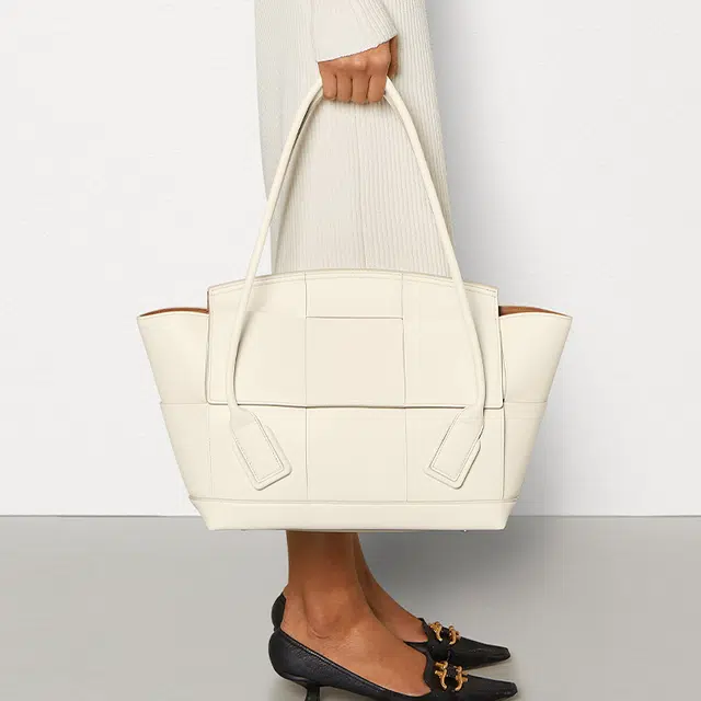 Bottega Veneta BV Arco Intreccio