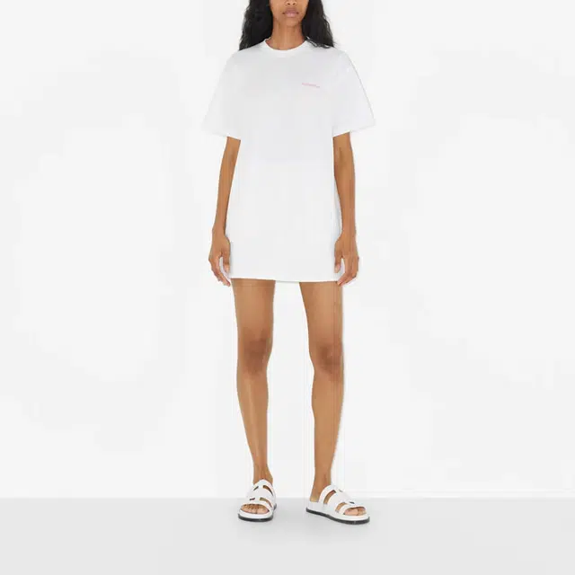 Burberry SS23 T