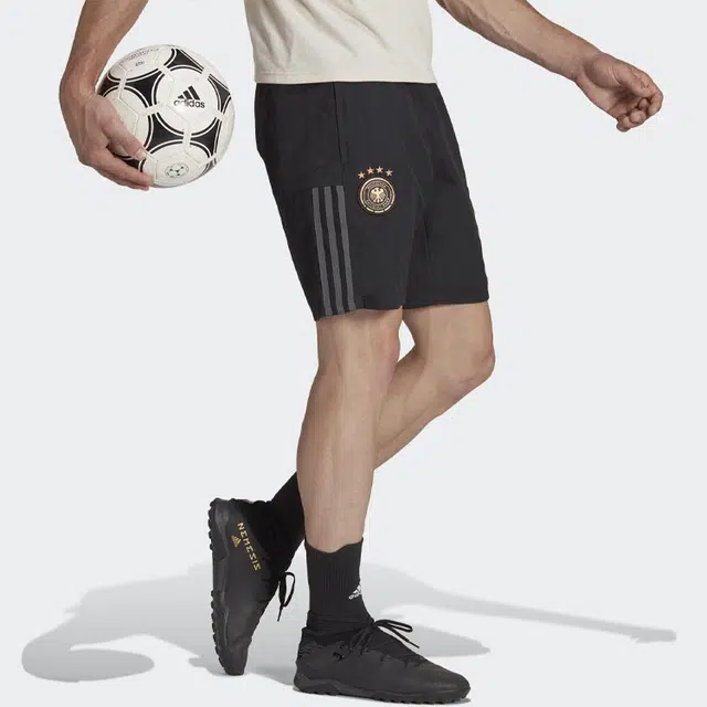 adidas Logo 2324