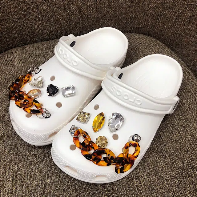 US8ACC DIYcrocs