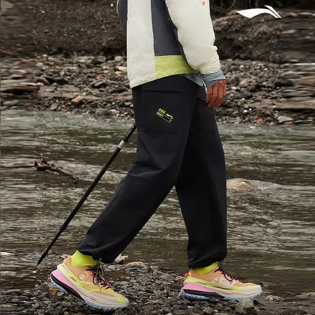 李宁 纯色中腰合身松紧直筒休闲裤 男款 黑色