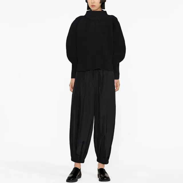 ISSEY MIYAKE SS23 T