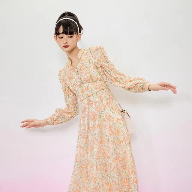 槿爷东方 承花落蕾丝分割碎花收腰长袖仙女连衣裙 女款 橙绿色