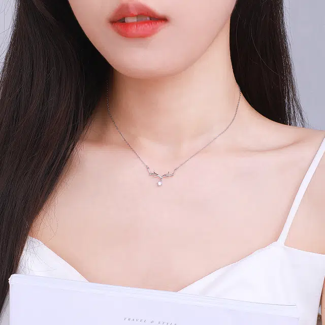 S925